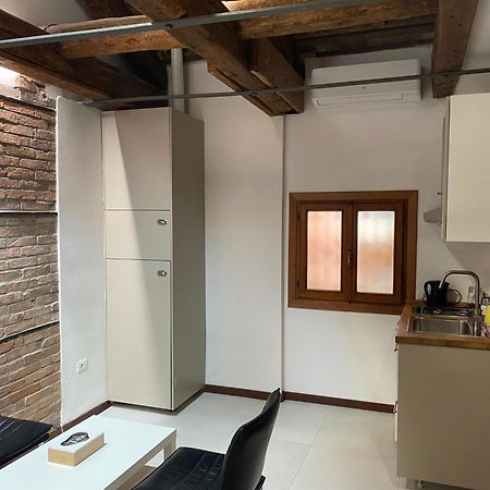 Venice Castello Apartment Εξωτερικό φωτογραφία